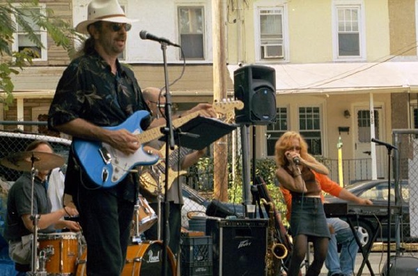 Don and Carol and the band